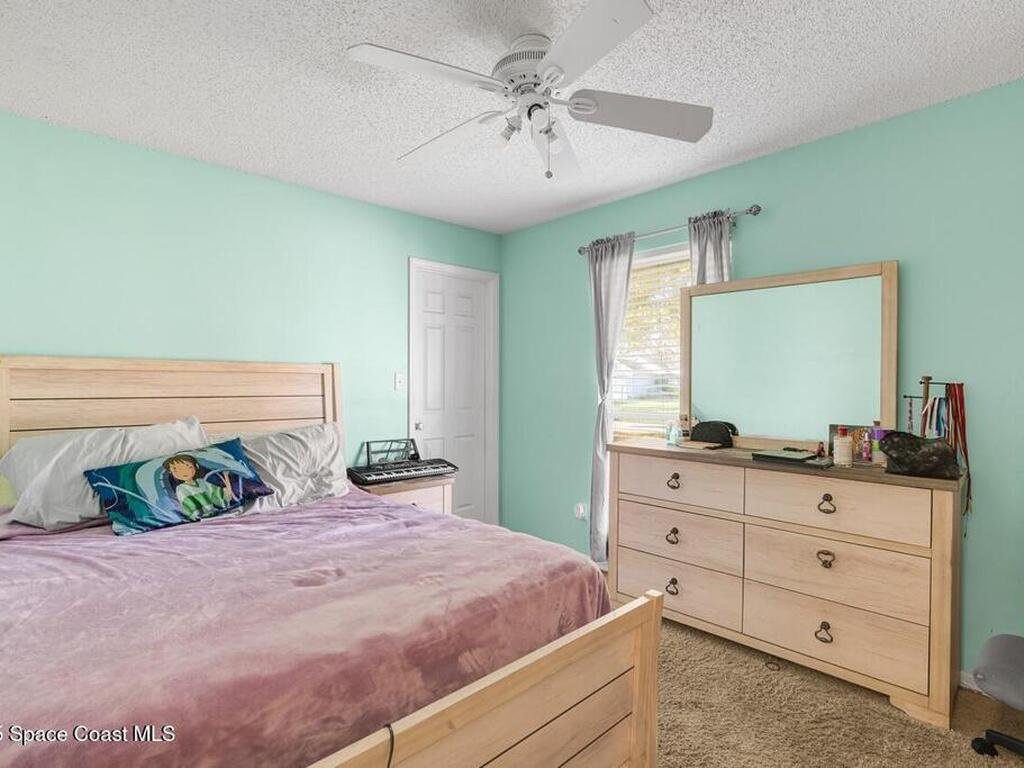 1440 16th Court, Vero Beach, FL 32962