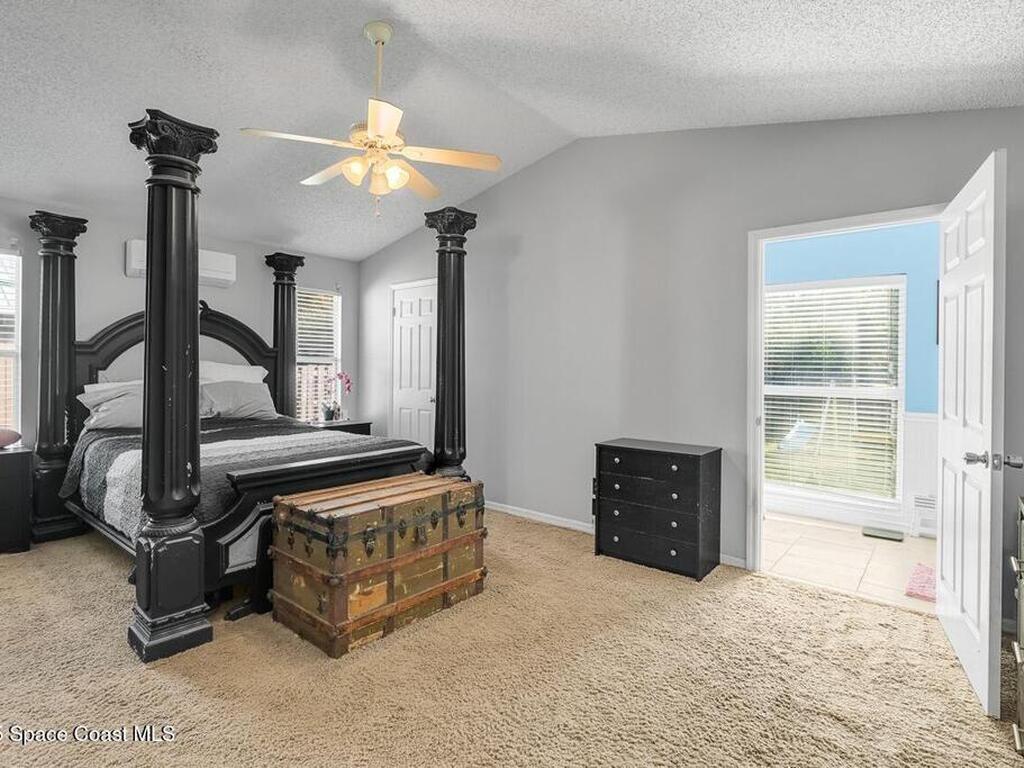 1440 16th Court, Vero Beach, FL 32962