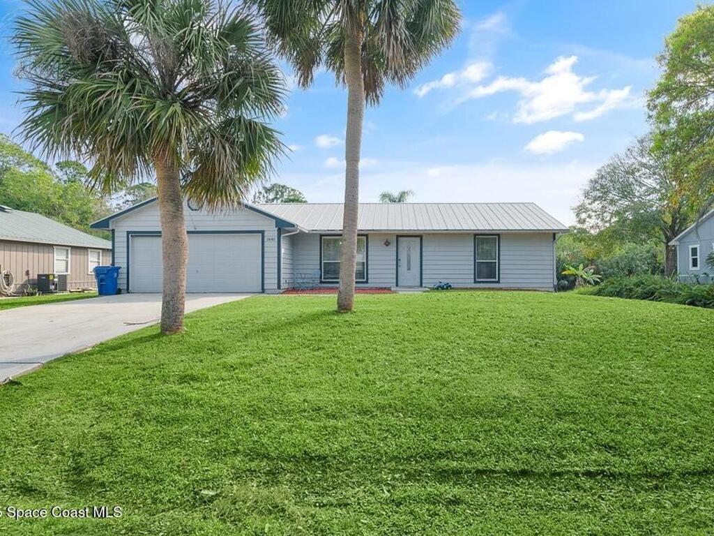1440 16th Court, Vero Beach, FL 32962
