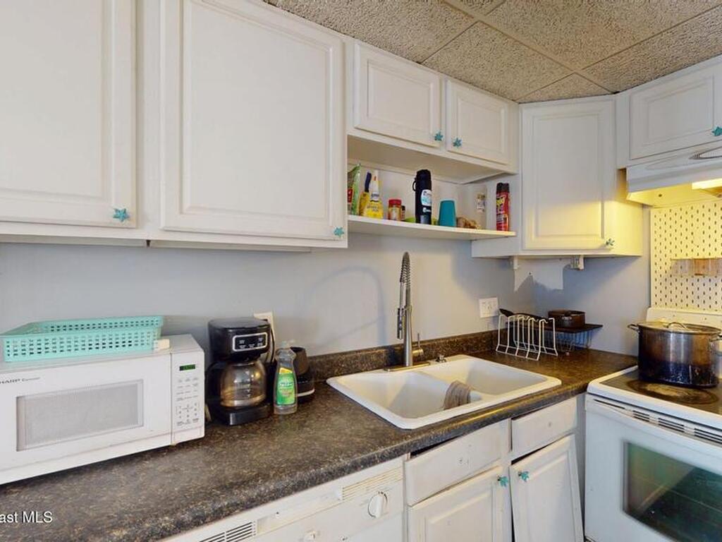 1835 42nd Avenue, Vero Beach, FL 32960