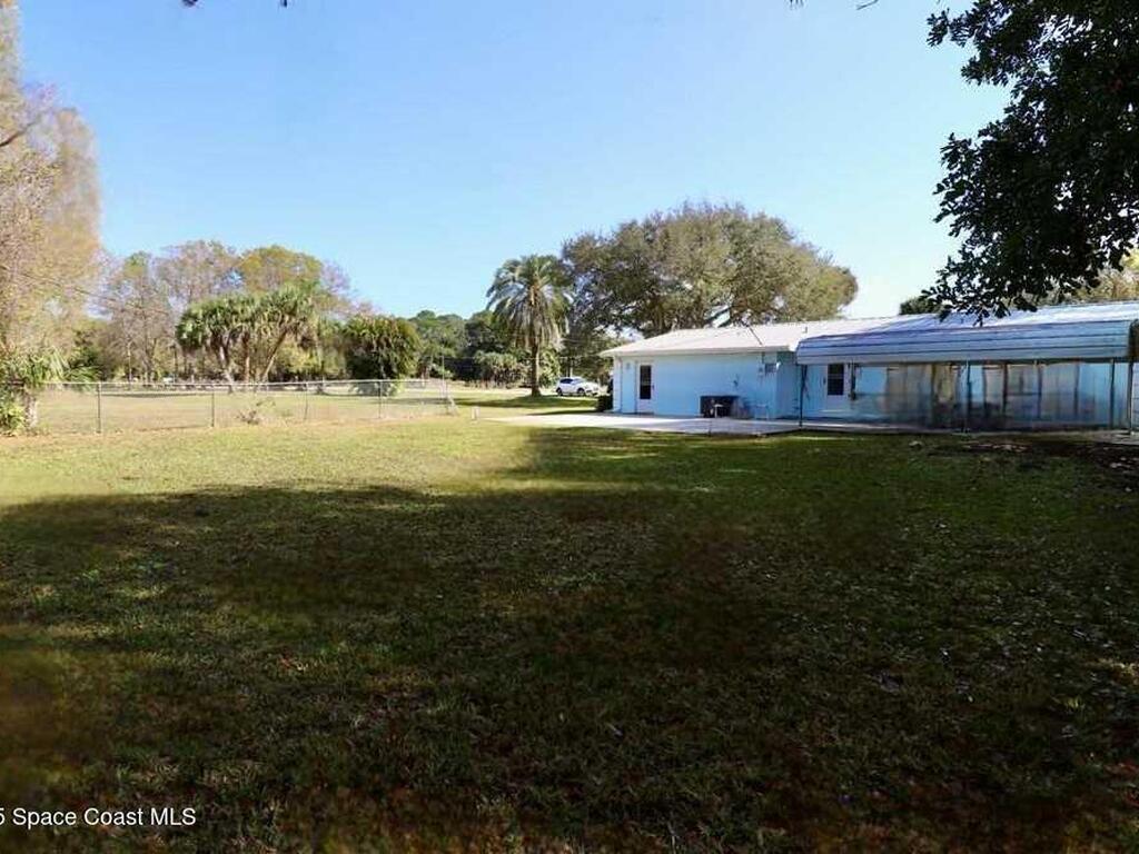 1835 42nd Avenue, Vero Beach, FL 32960