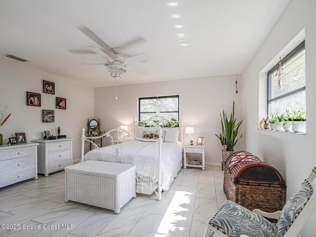 400 18th Street, Vero Beach, FL 32960