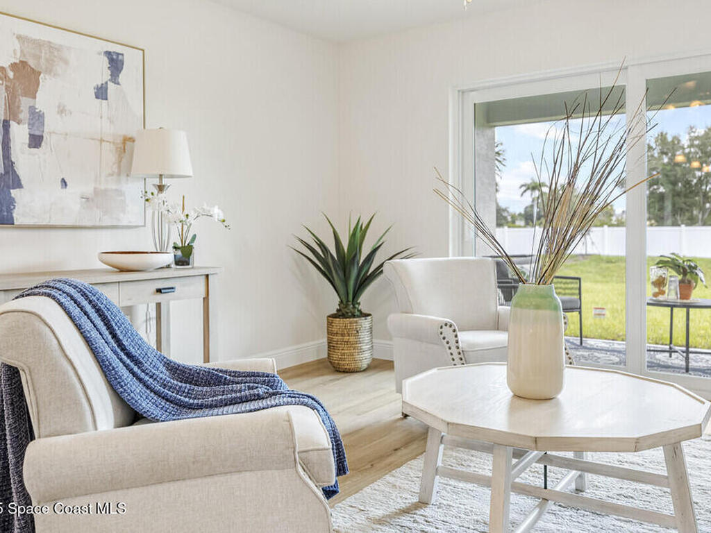 218 Hidden Woods Place, Melbourne, FL 32901