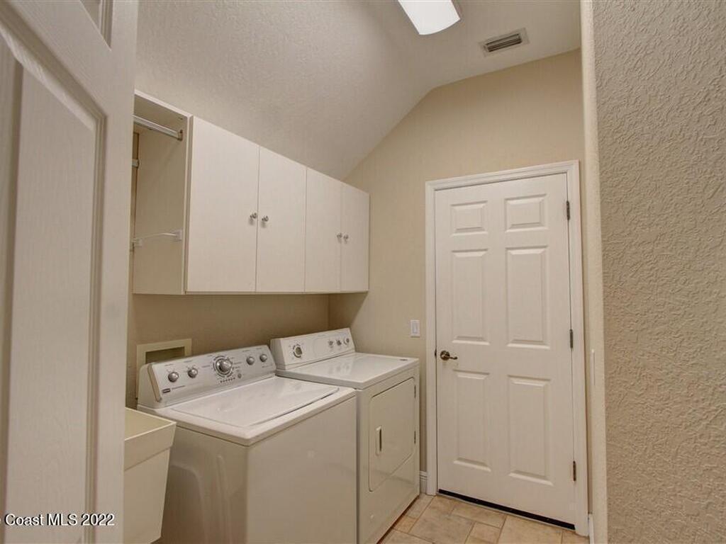 39 Sorrento Court, Satellite Beach, FL 32937