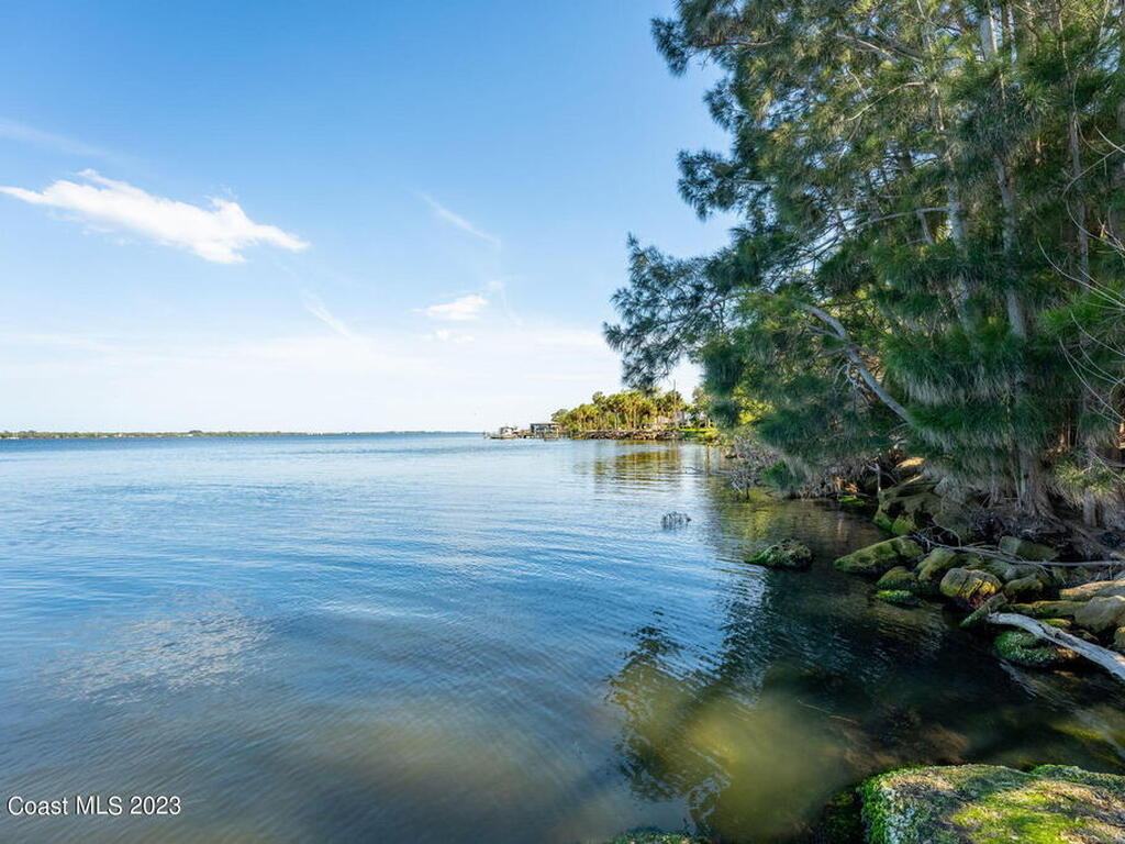 1919 Rockledge Drive, Rockledge, FL 32955