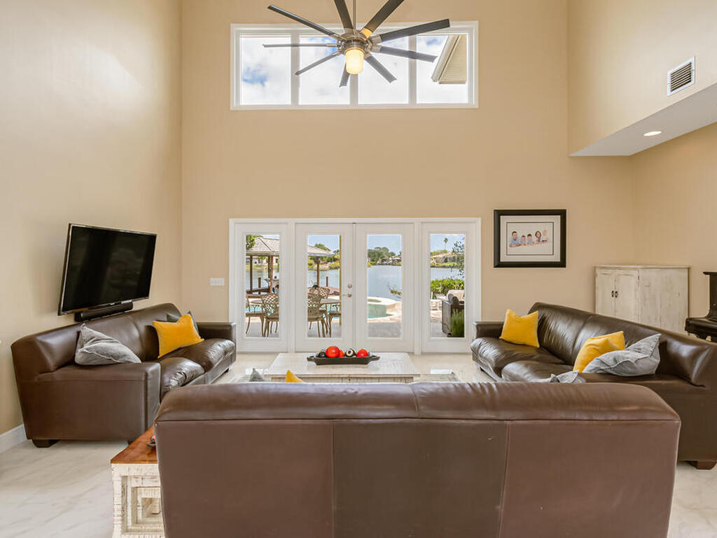 124 Lanternback Island Drive, Satellite Beach, FL 32937