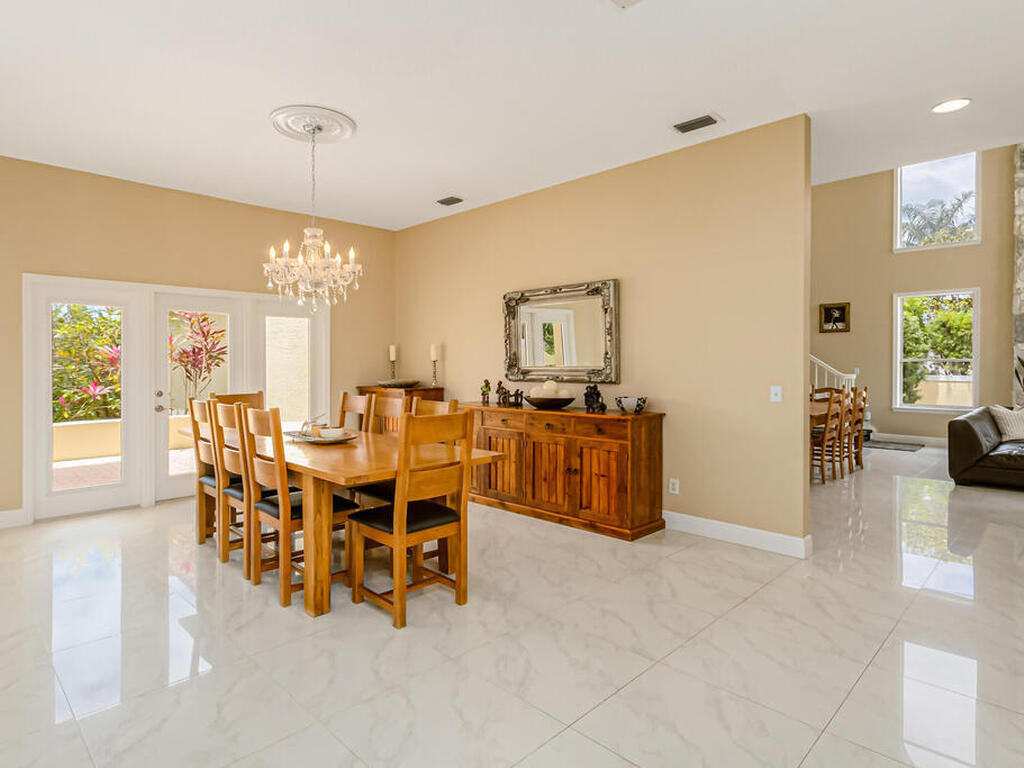 124 Lanternback Island Drive, Satellite Beach, FL 32937