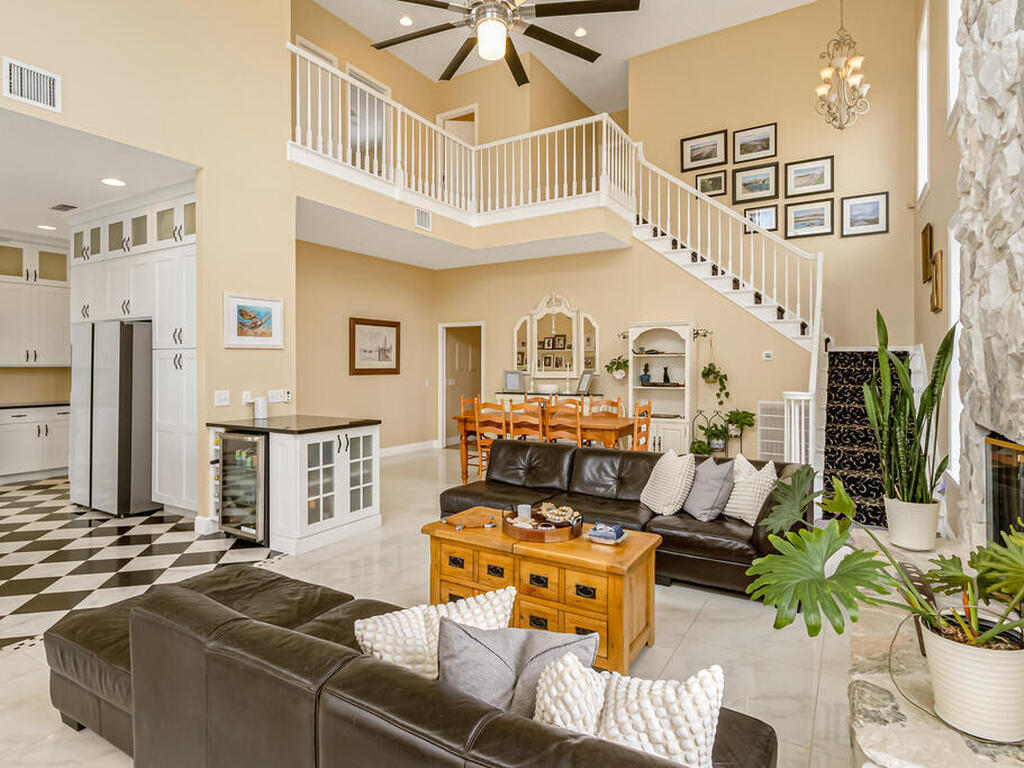 124 Lanternback Island Drive, Satellite Beach, FL 32937