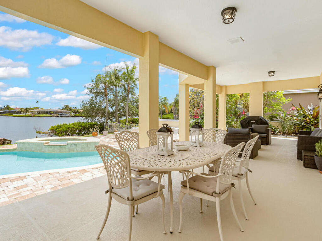 124 Lanternback Island Drive, Satellite Beach, FL 32937