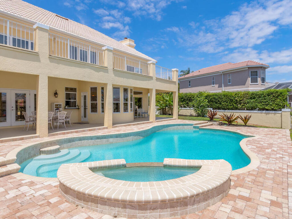 124 Lanternback Island Drive, Satellite Beach, FL 32937