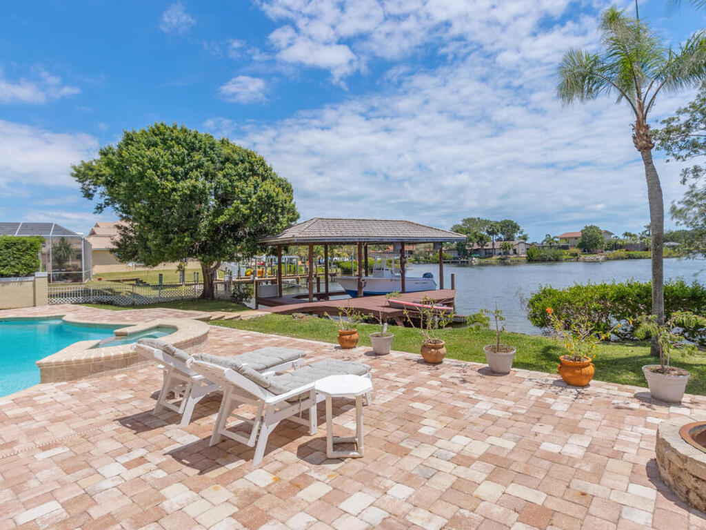 124 Lanternback Island Drive, Satellite Beach, FL 32937