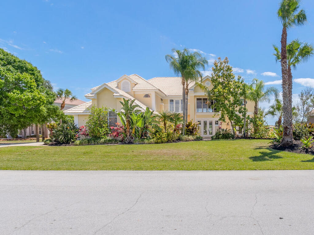 124 Lanternback Island Drive, Satellite Beach, FL 32937