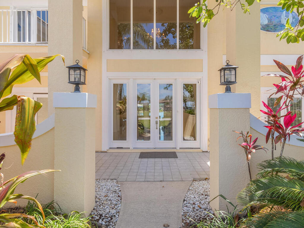 124 Lanternback Island Drive, Satellite Beach, FL 32937