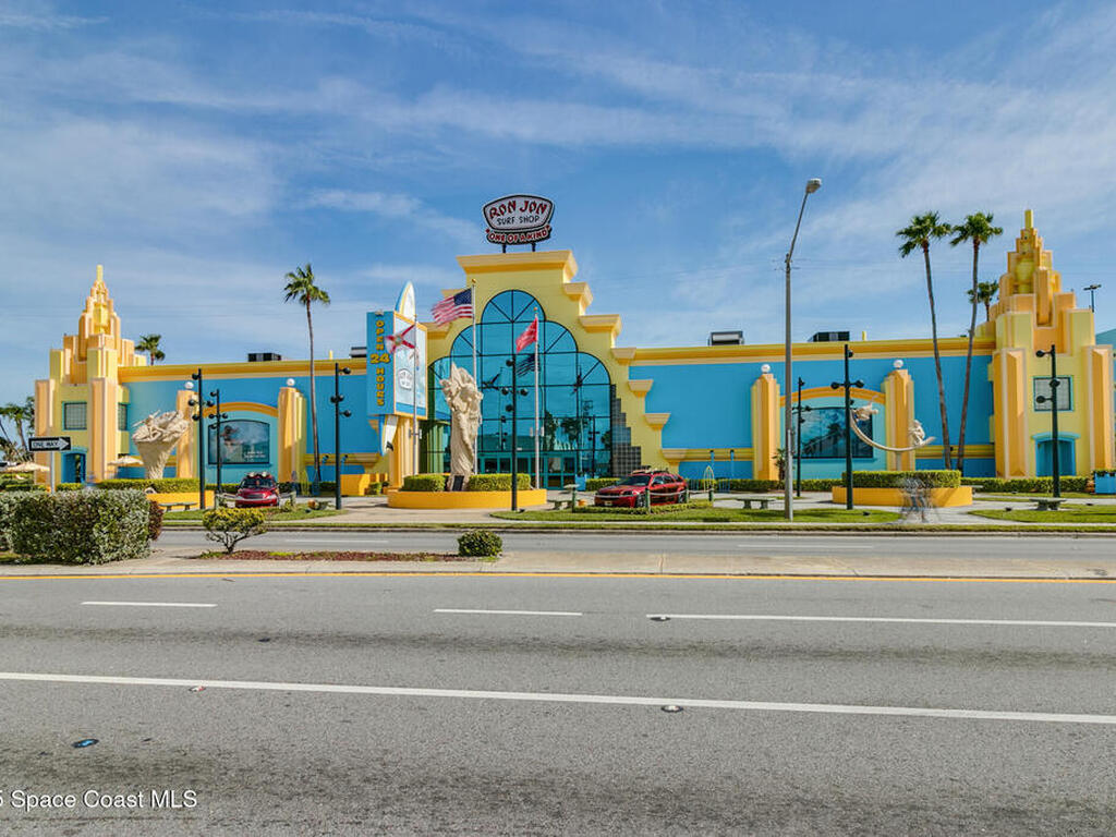 8754 Honeysuckle Way, Cape Canaveral, FL 32920