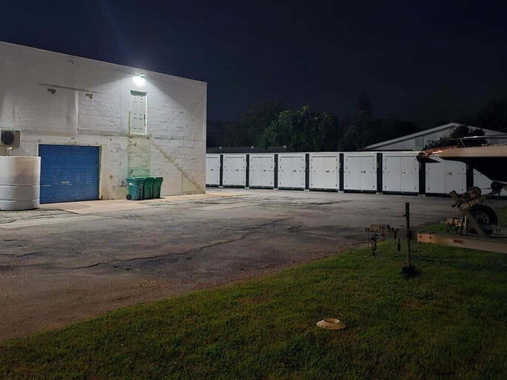 102 Woodland Avenue, Cocoa Beach, FL 32931