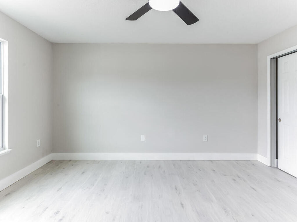 73 London Drive, Palm Coast, FL 32137