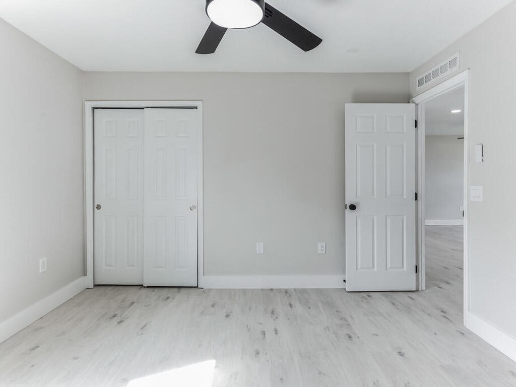 73 London Drive, Palm Coast, FL 32137