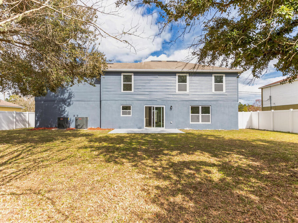 73 London Drive, Palm Coast, FL 32137