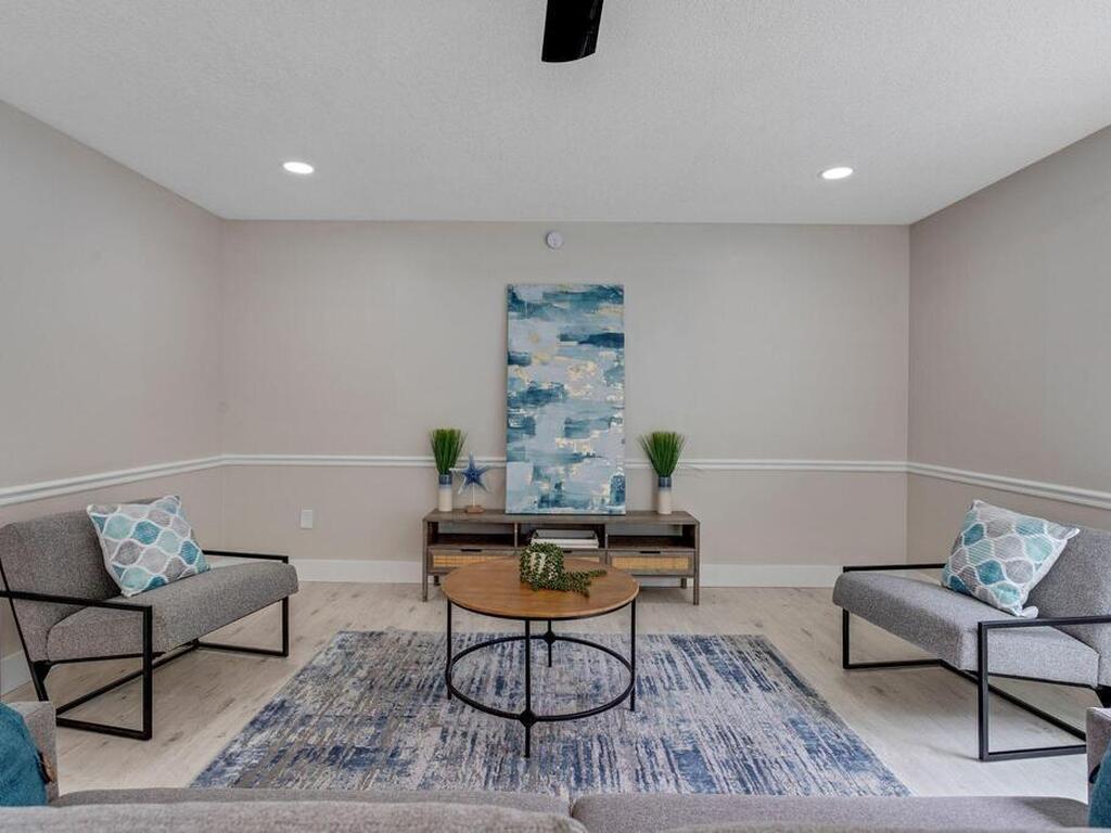 73 London Drive, Palm Coast, FL 32137