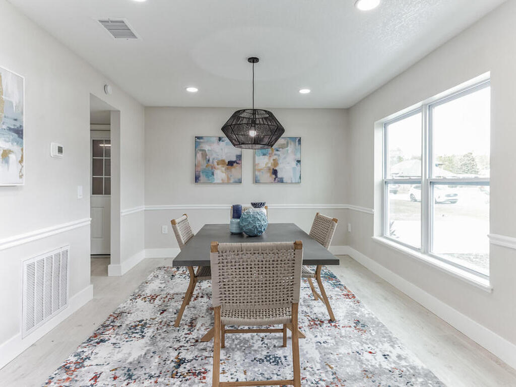 73 London Drive, Palm Coast, FL 32137