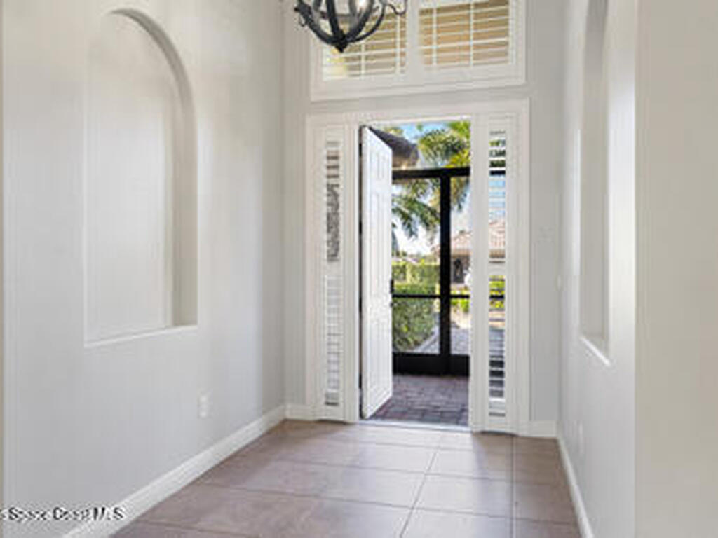 470 Stoney Brook Farm Court, Vero Beach, FL 32968