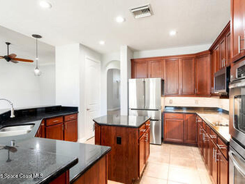 470 Stoney Brook Farm Court, Vero Beach, FL 32968