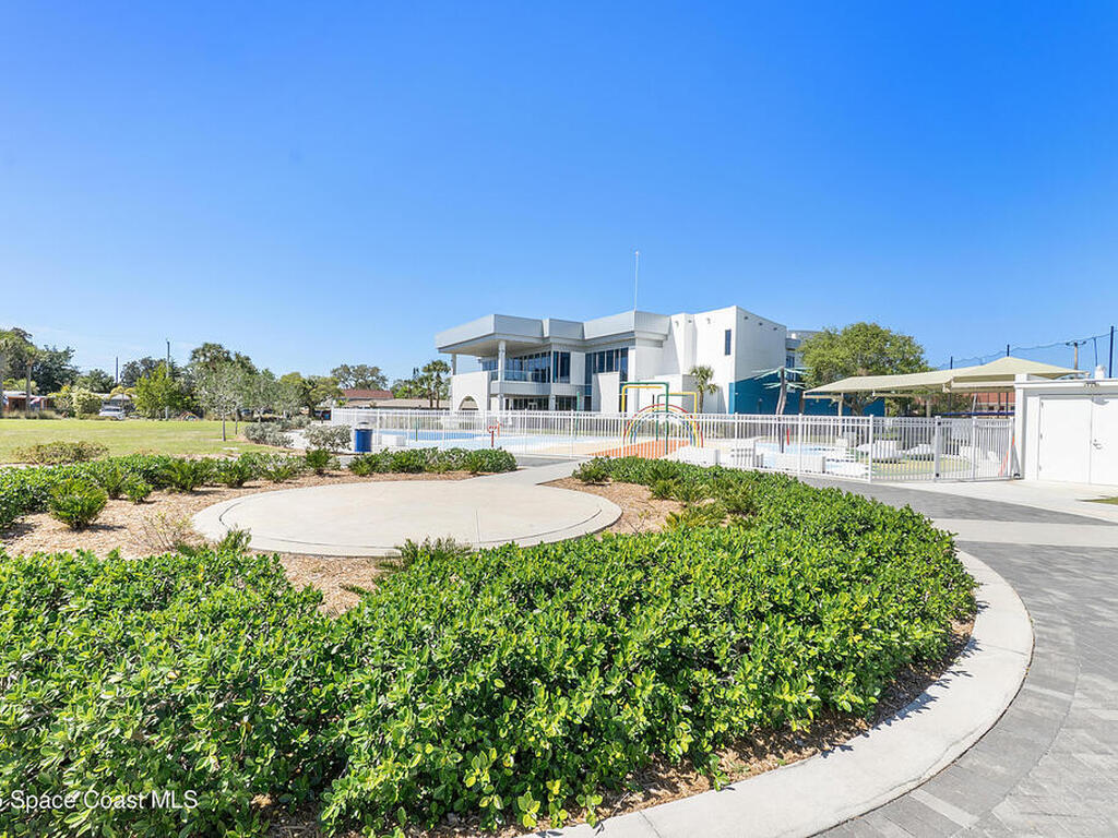 7709 Ridgewood Avenue, Cape Canaveral, FL 32920