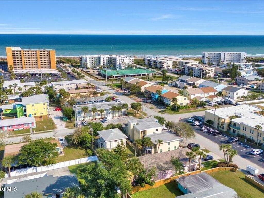 7521 Magnolia Avenue, Cape Canaveral, FL 32920