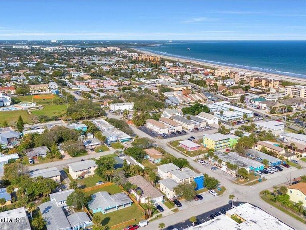 7521 Magnolia Avenue, Cape Canaveral, FL 32920