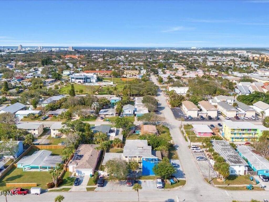 7521 Magnolia Avenue, Cape Canaveral, FL 32920