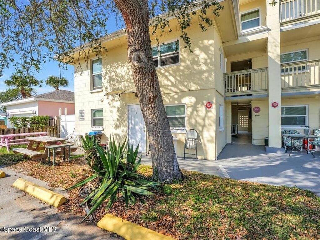 7521 Magnolia Avenue, Cape Canaveral, FL 32920