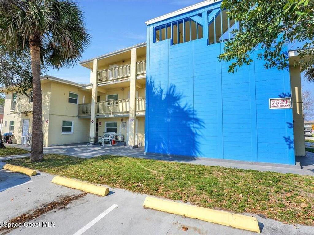 7521 Magnolia Avenue, Cape Canaveral, FL 32920