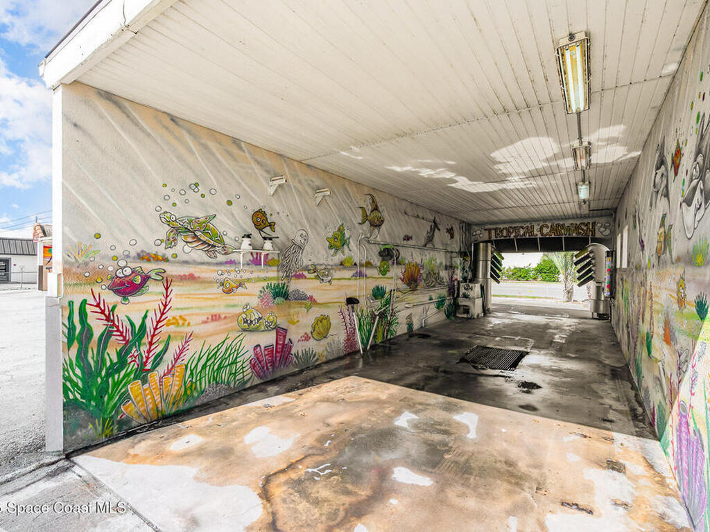 226 S Courtenay Parkway, Merritt Island, FL 32952