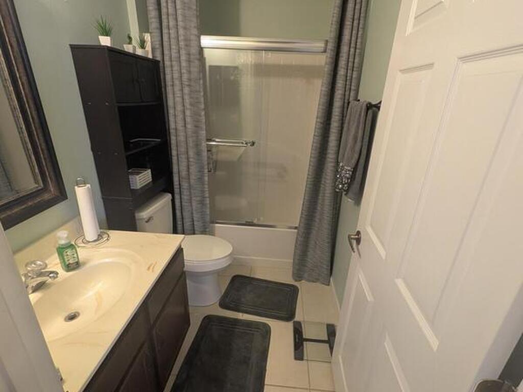 687 Americana Boulevard, Palm Bay, FL 32907