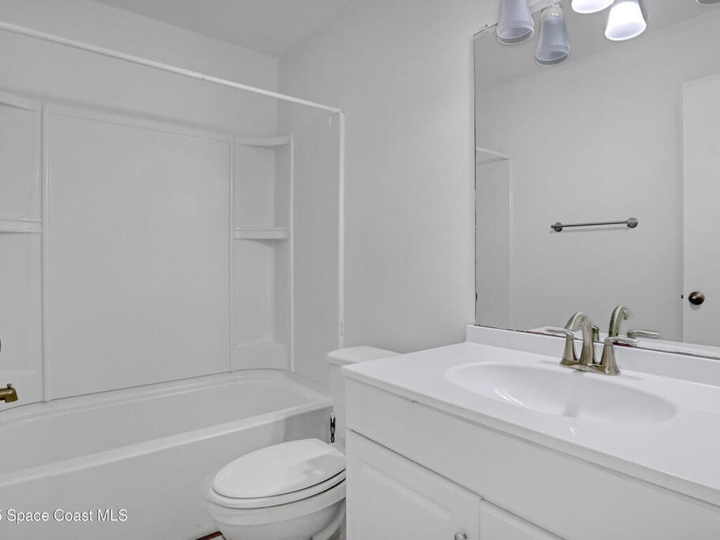 1031 Abada Court, Palm Bay, FL 32905