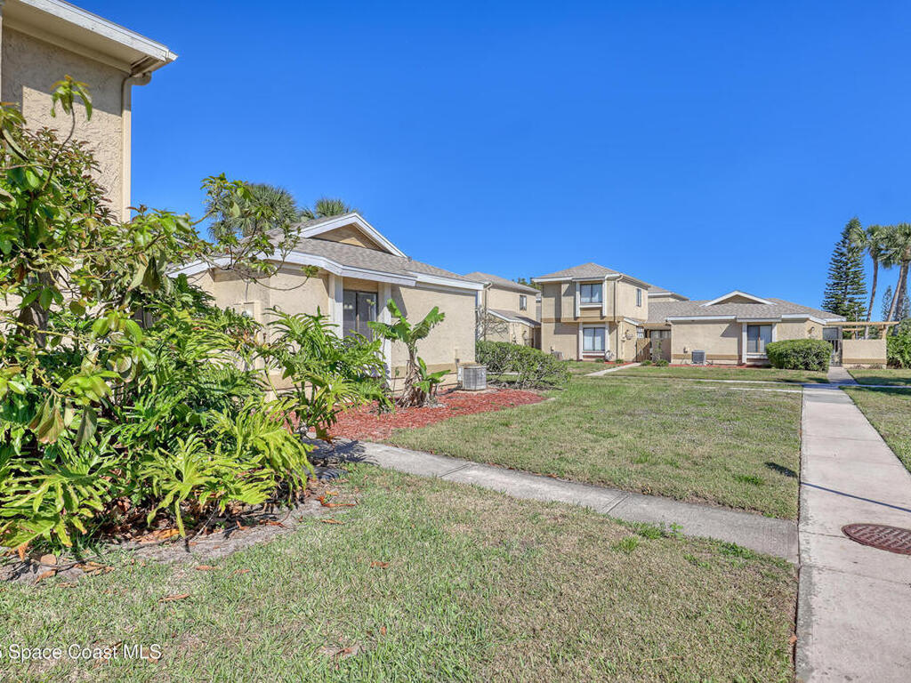 1031 Abada Court, Palm Bay, FL 32905