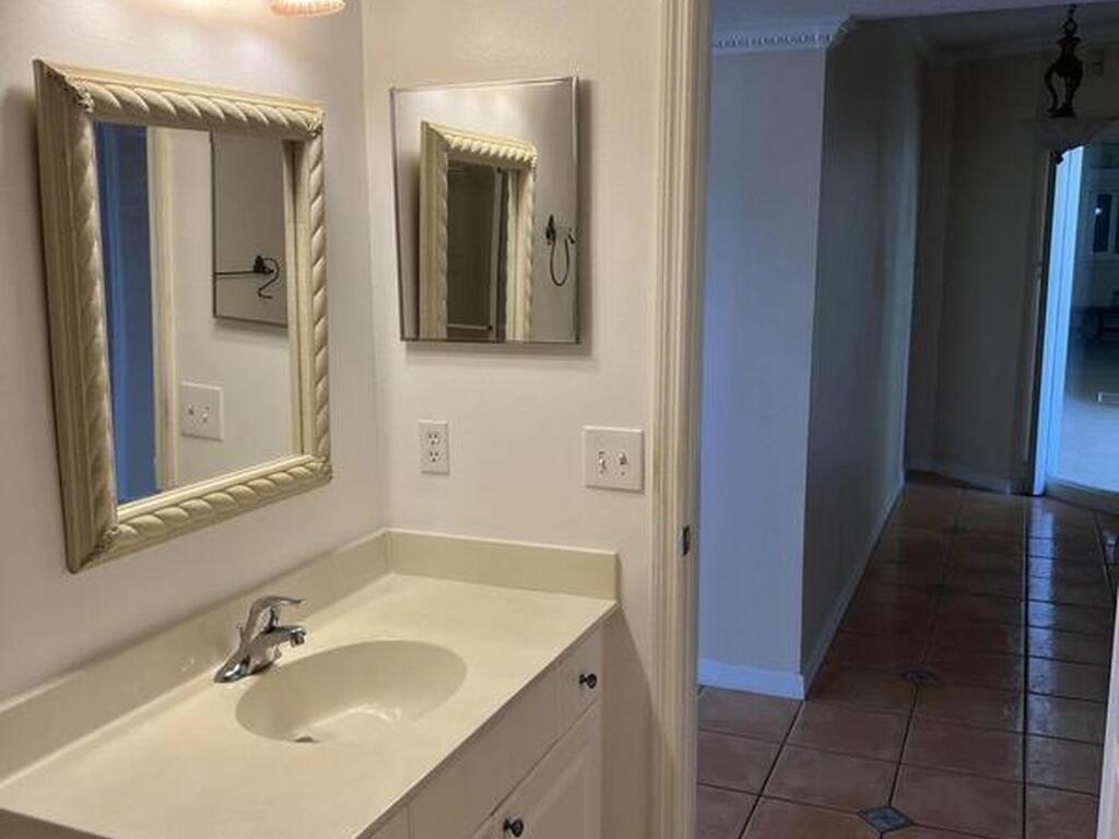 925 N Highway A1a, Indialantic, FL 32903