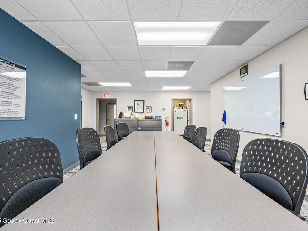 3790 Dixie Highway, Palm Bay, FL 32905