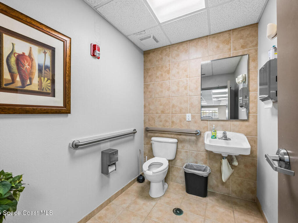 3790 Dixie Highway, Palm Bay, FL 32905