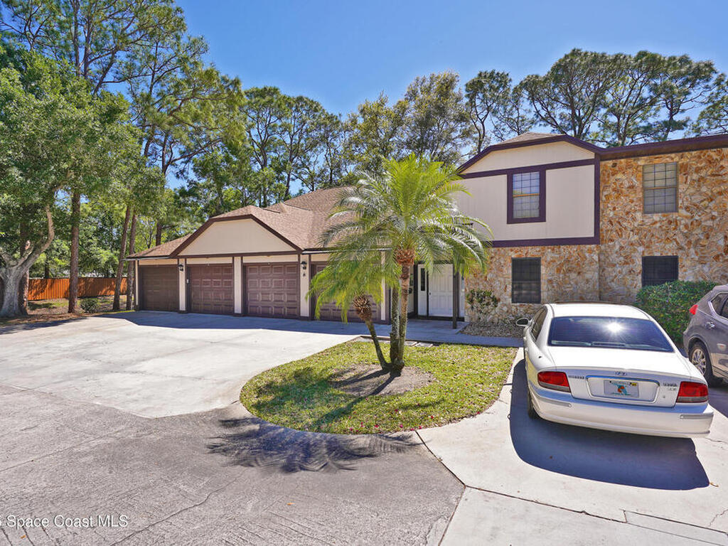 9002 Brighton Court, West Melbourne, FL 32904