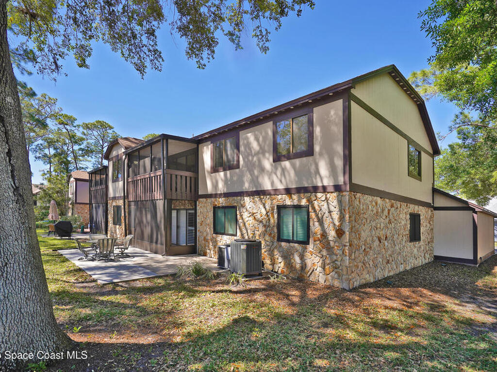 9002 Brighton Court, West Melbourne, FL 32904