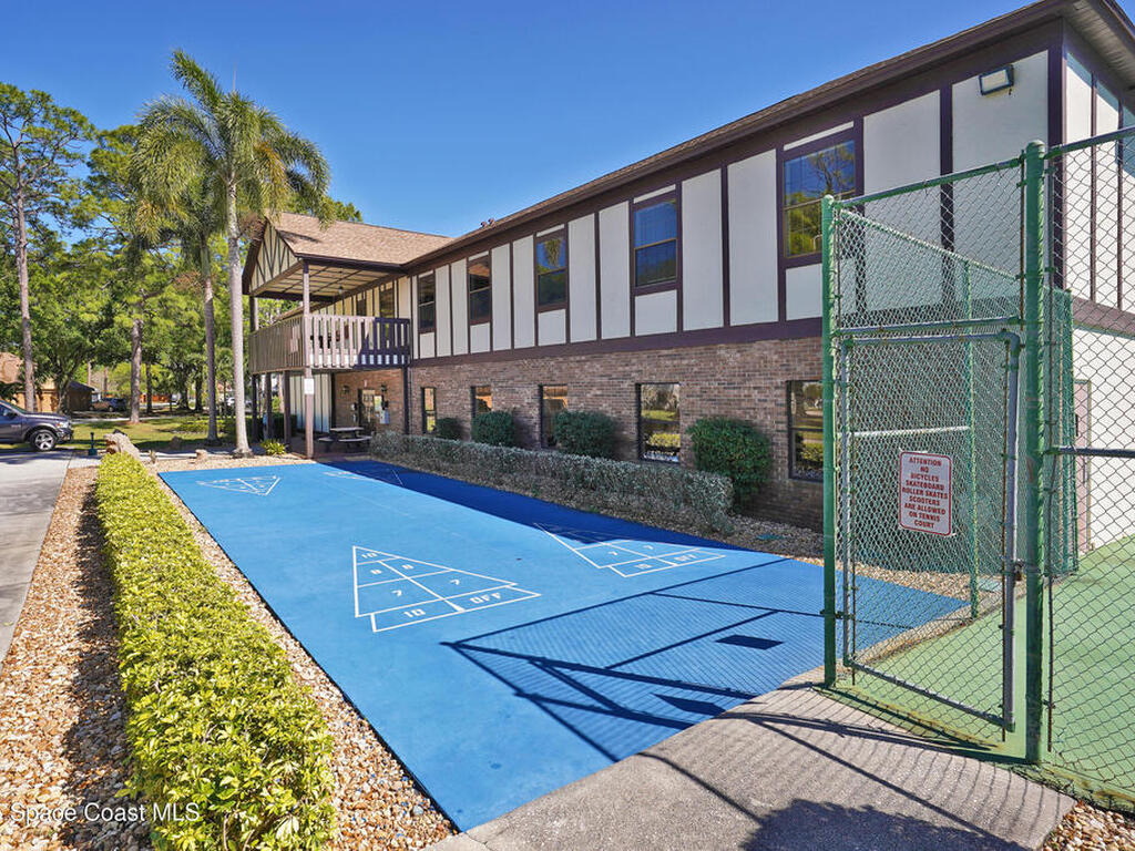 9002 Brighton Court, West Melbourne, FL 32904