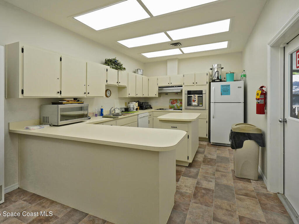 9002 Brighton Court, West Melbourne, FL 32904