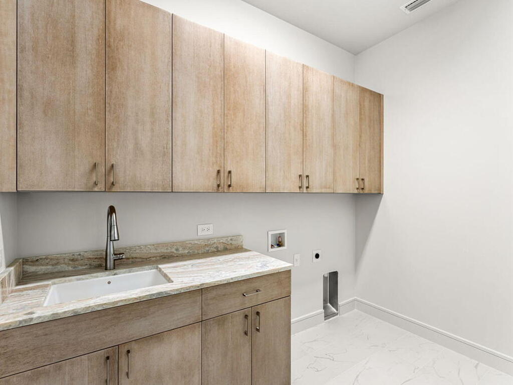 6434 Modern Duran Drive, Melbourne, FL 32940