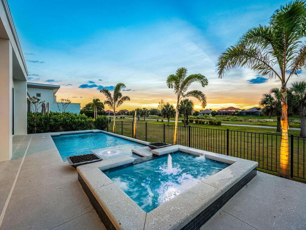 6434 Modern Duran Drive, Melbourne, FL 32940