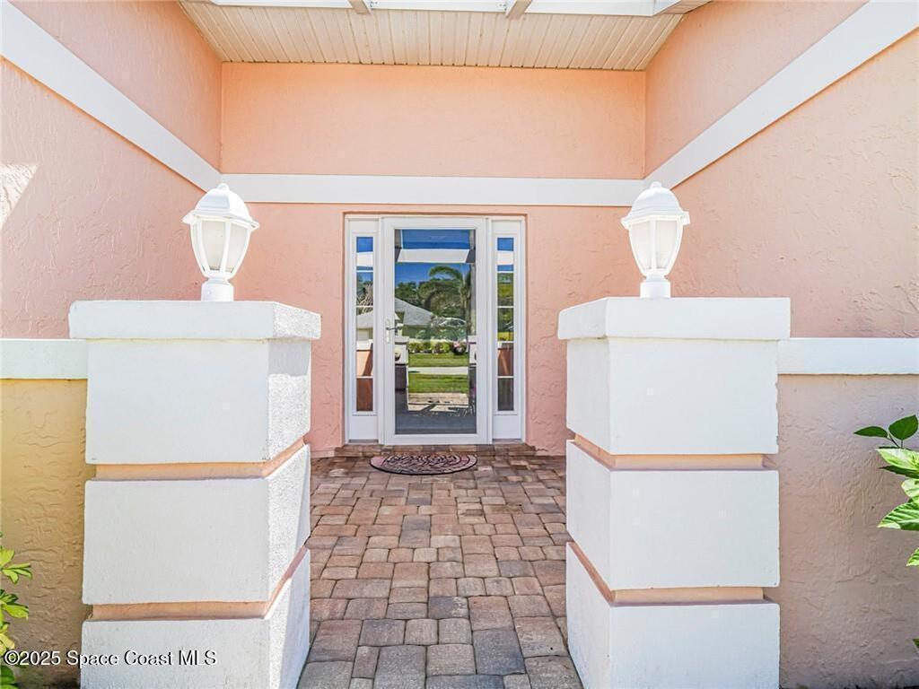 105 Grove Isle Place, Vero Beach, FL 32962
