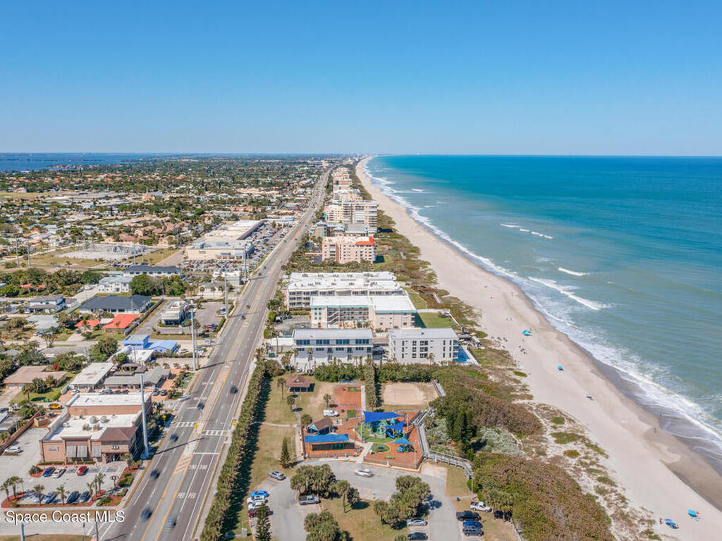 405 Miramar Avenue, Indialantic, FL 32903