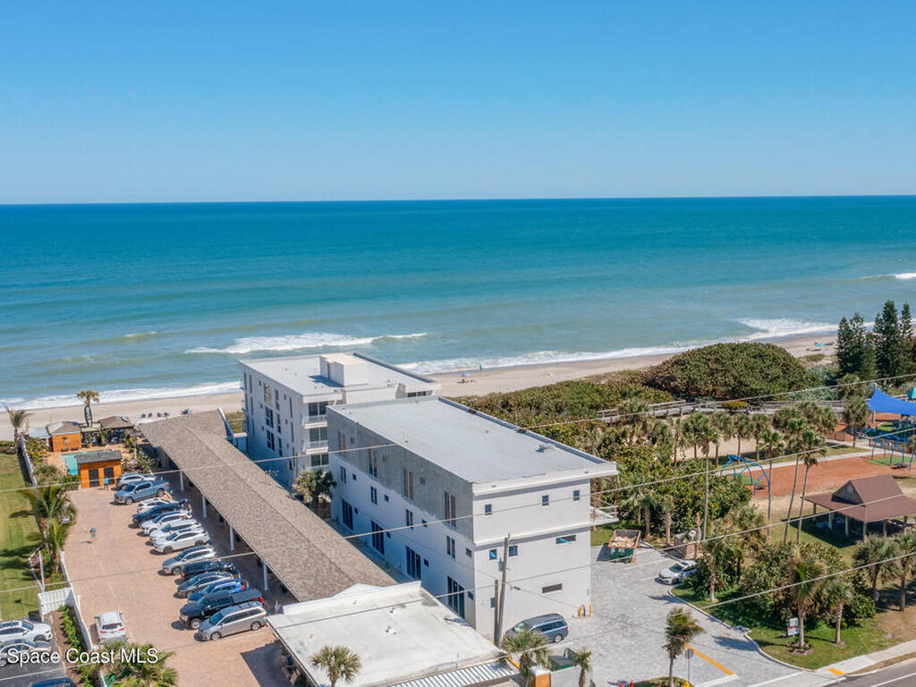 405 Miramar Avenue, Indialantic, FL 32903