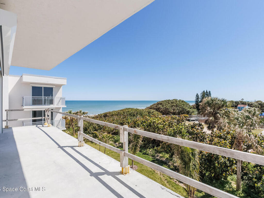 405 Miramar Avenue, Indialantic, FL 32903