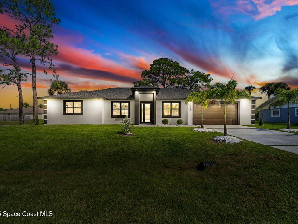 471 Americana Boulevard, Palm Bay, FL 32907
